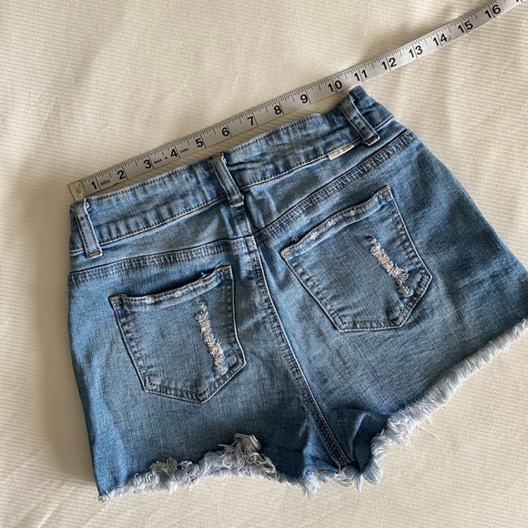 Sky and Sparrow Jean shorts - Picture 3 of 3